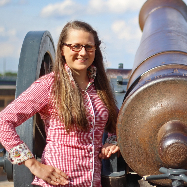 Portrait der Tanzmarie Franziska Suhr